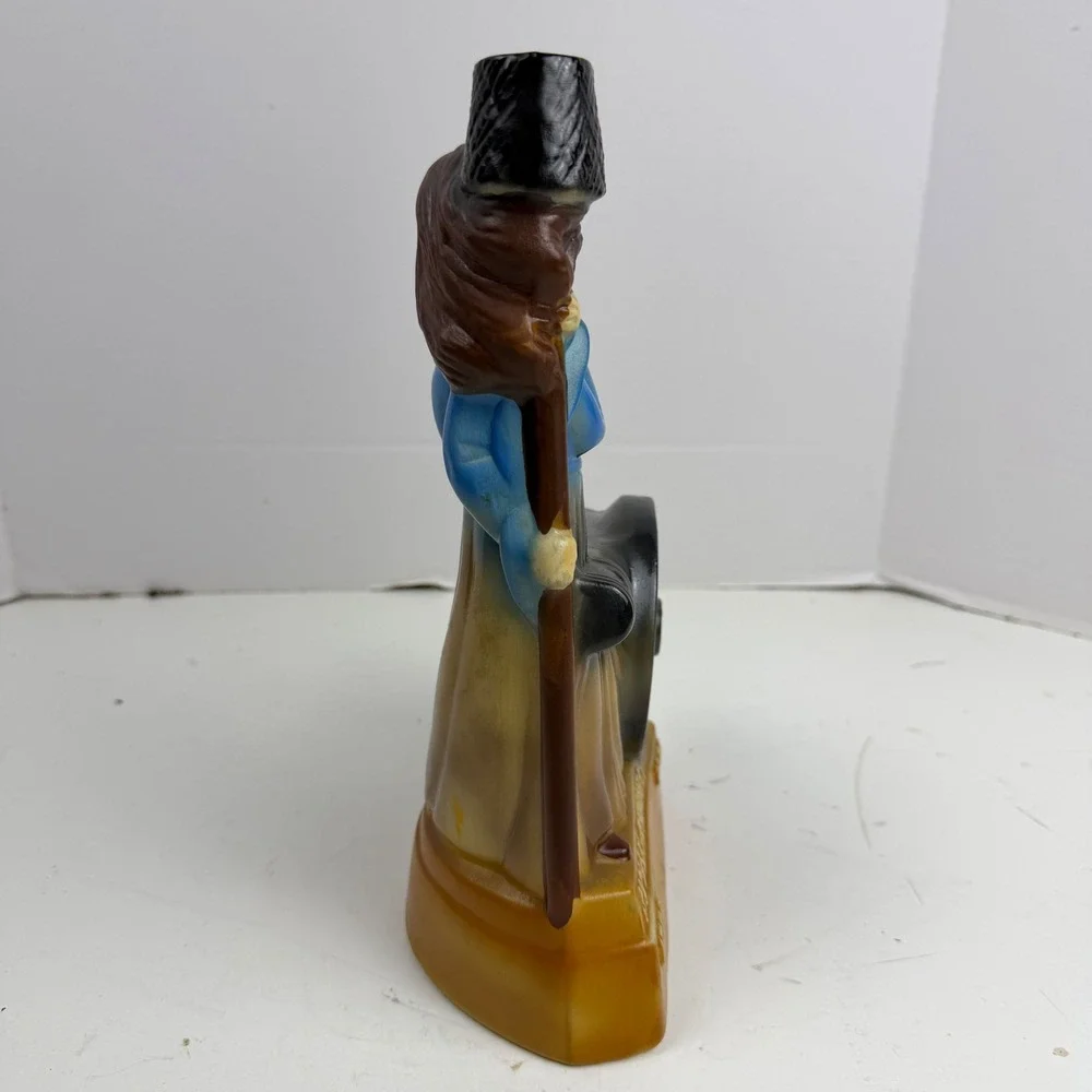 Vintage Royal Halburton China Molly Pitcher US Bicentennial  Bottle 1975